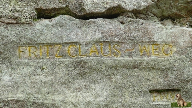 Ritterstein Nr. 233-00 Fritz Claus Weg.jpg - Ritterstein Nr.233 Fritz Claus Weg